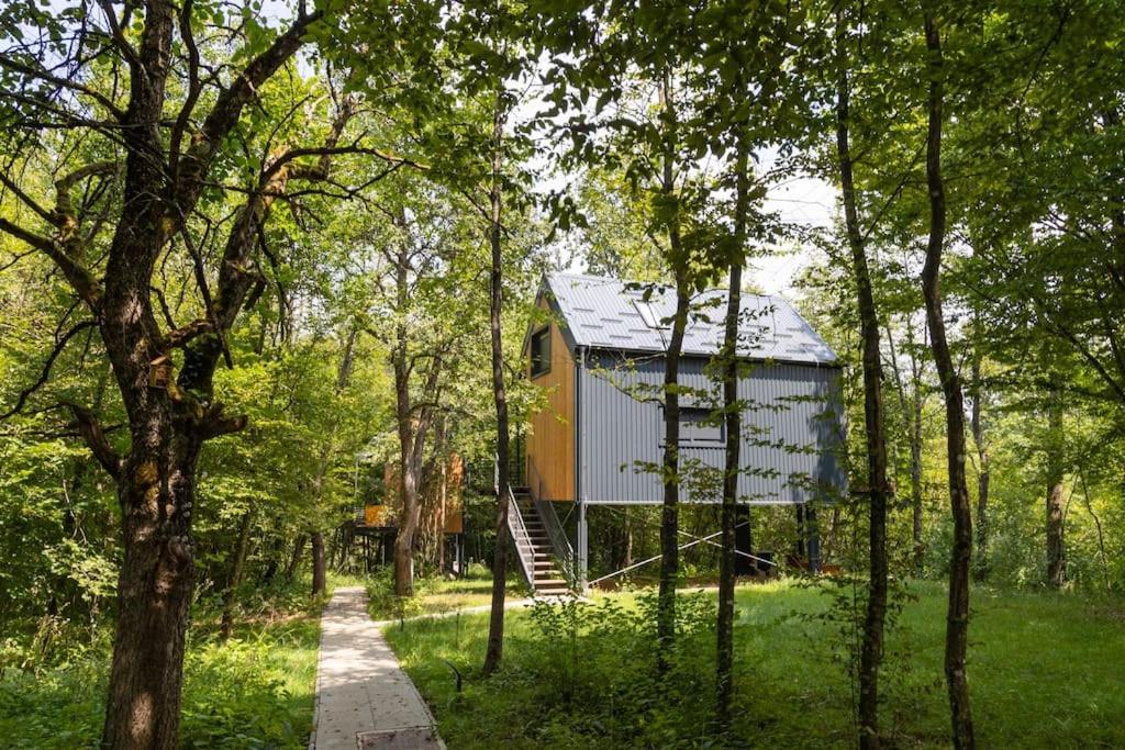 Tree Elements Treehouse Retreat Leilighet Slunj Eksteriør bilde