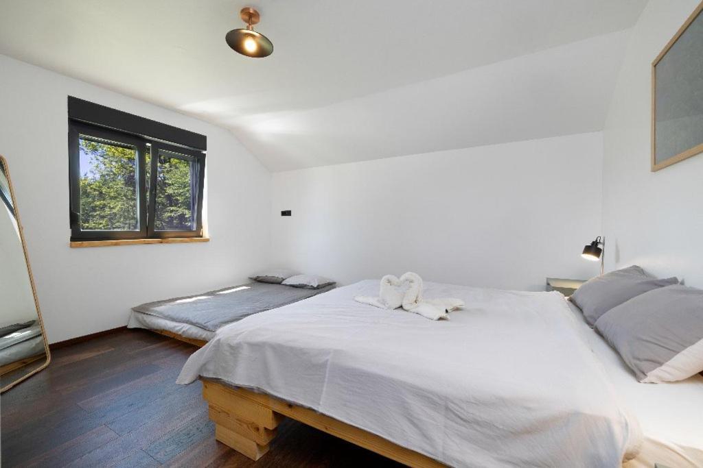 Tree Elements Treehouse Retreat Leilighet Slunj Rom bilde